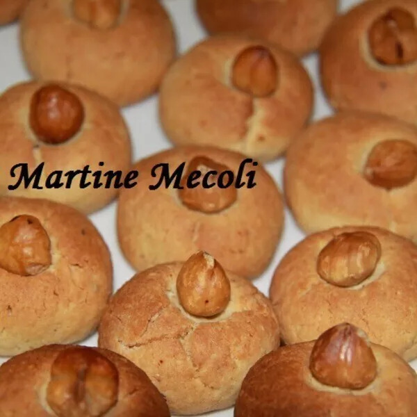 Petits monts aux noisettes