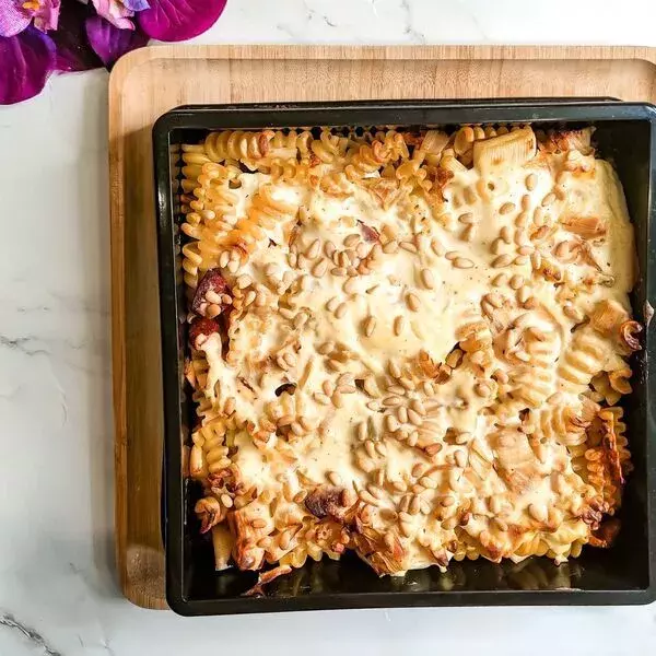 Gratin de pâtes poireaux chorizo ricotta