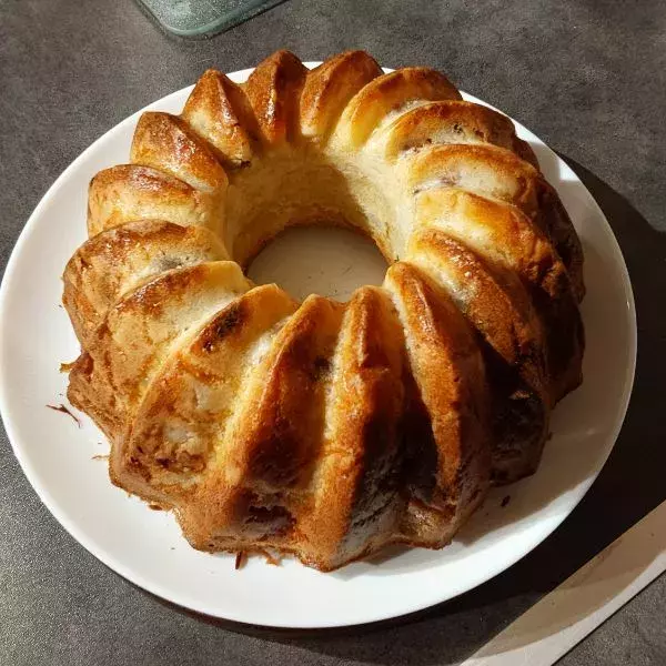 CAKE AU ROQUEFORT AUX POIRES ET AUX NOIX