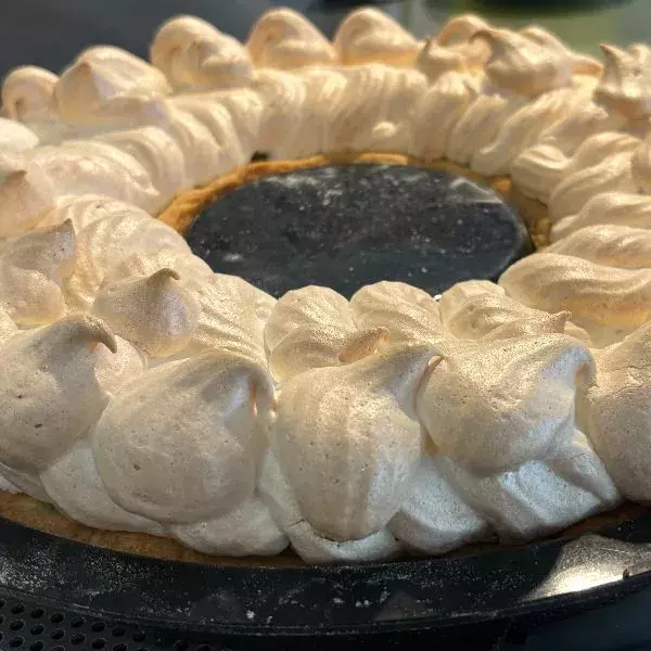 Tarte à la rhubarbe meringue