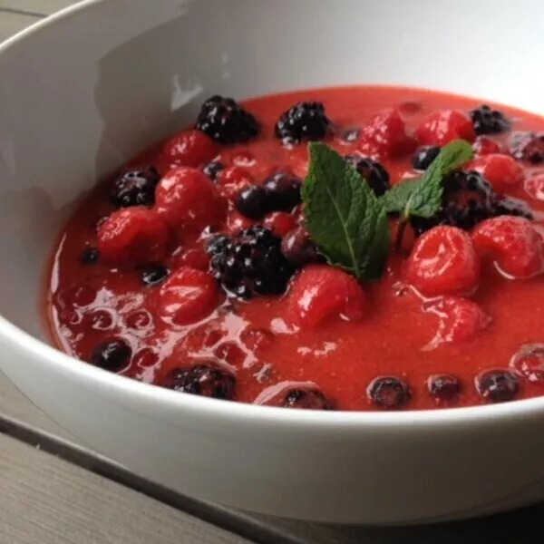 Soupe de fruits rouges