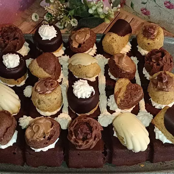 Tout Chocolat, Tout Guy Demarle