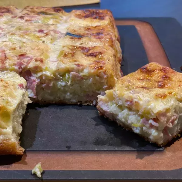 Croque quiche aux poireaux et au jambon