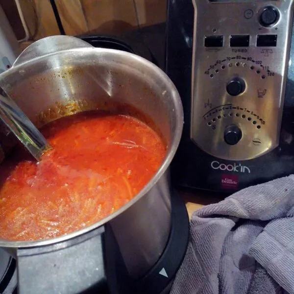 Tourin de Gascogne à la tomate