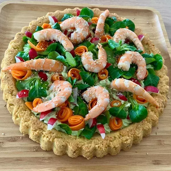 Tarte salée apéritive avocat crevettes