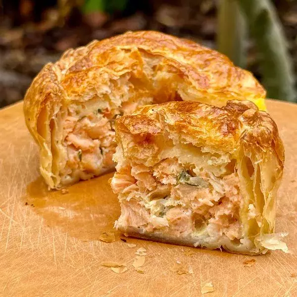 Tourte au saumon rose et crevettes