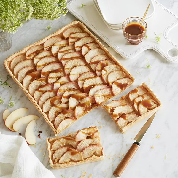 Tarte fine aux pommes et au caramel 