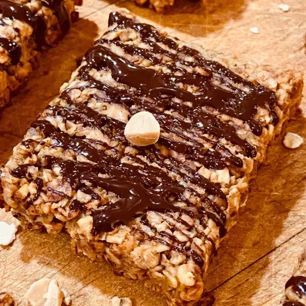 Biscuits croquants à l’avoine et cacahuète 