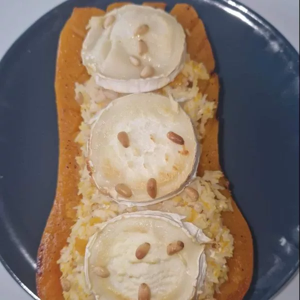 Butternut farcie au chèvre