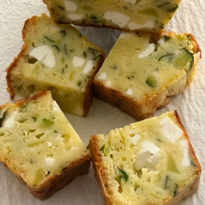 Les cakes courgettes et feta 