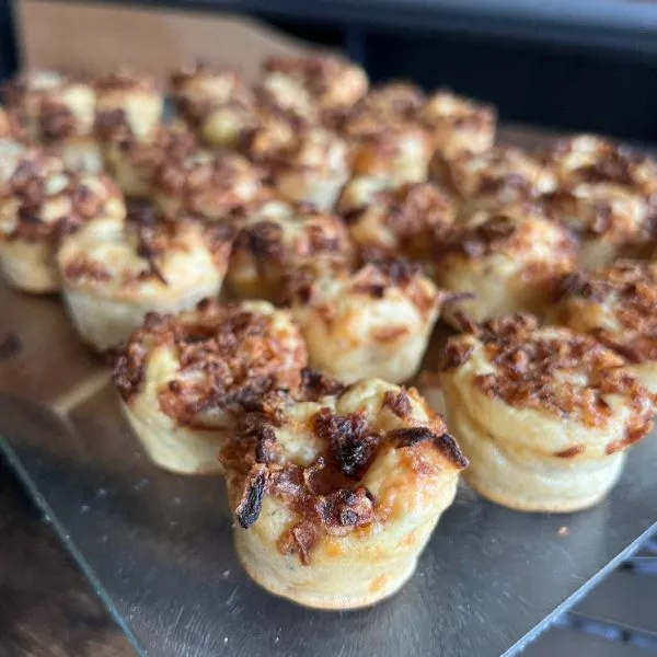 Mini muffins hot dog