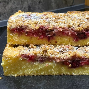 Gâteau aux baies rouges