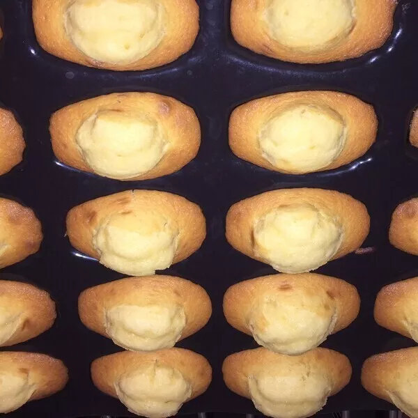 Madeleines moelleuses au beurre