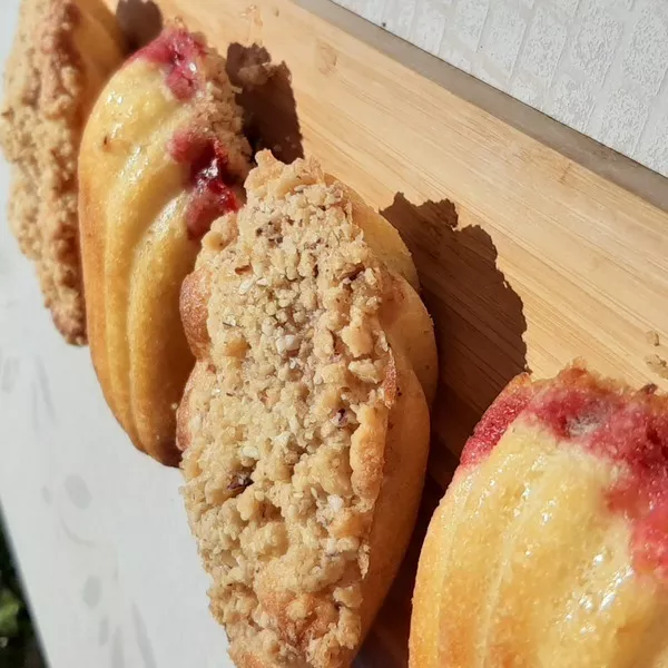 Madeleines XXL crumb cake
