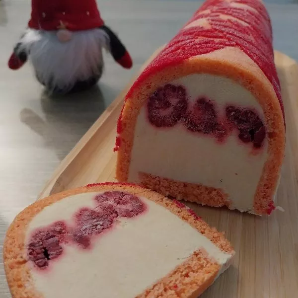 Bûche passion framboises