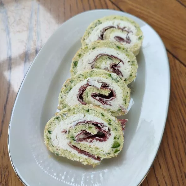 Roulé courgette/fromage frais/bœuf  séché