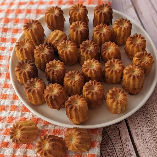 Cannelés bacon et parmesan