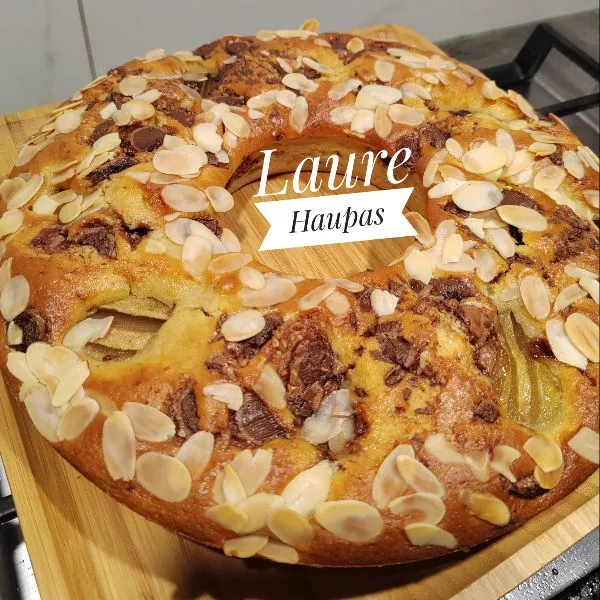 Gateau moelleux amandes poires et pépites de chocolat