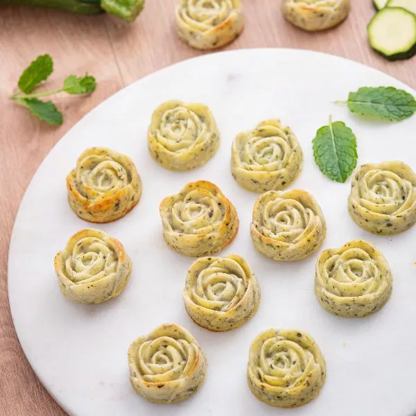 Mini roses chèvre courgette et menthe 