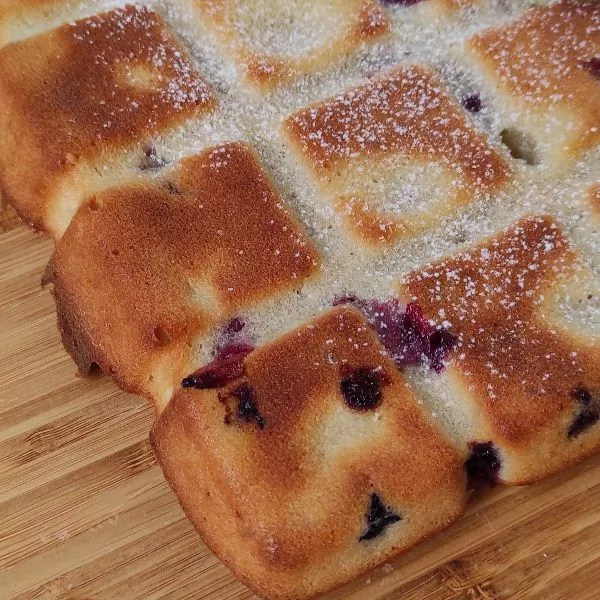 Gâteau au yaourt à la Grecque et fruits rouges 