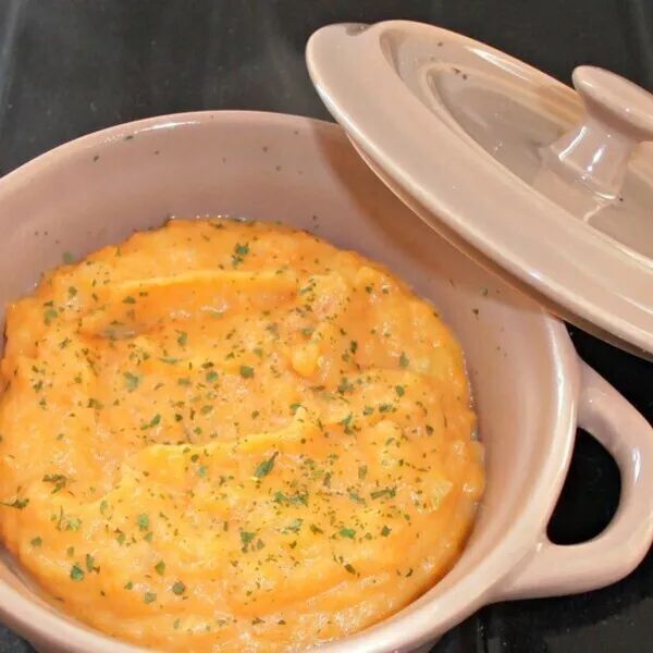 Purée de carottes et de pommes de terre