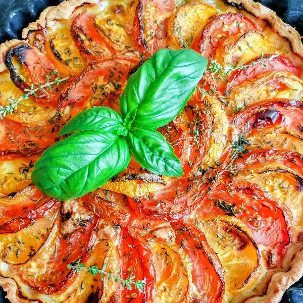TARTE PROVENÇALE TOMATES & FROMAGE BLEU  (pâte express)