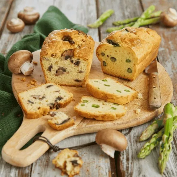 Cakes aux asperges et champignons