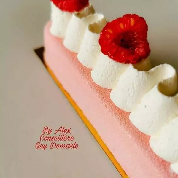 Entremets vanille framboise