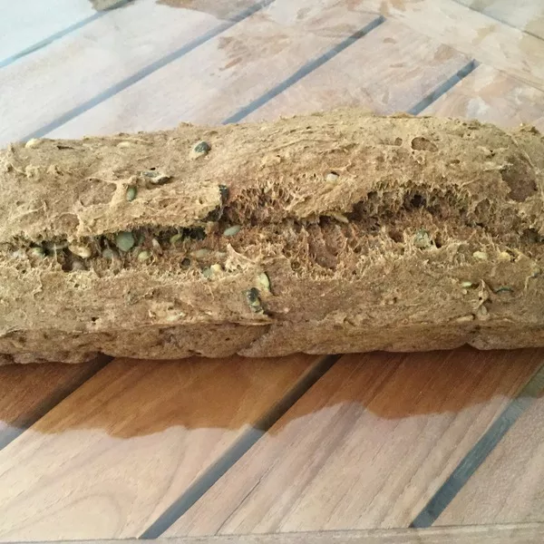 Pain aux graines, sans gluten, sans lactose