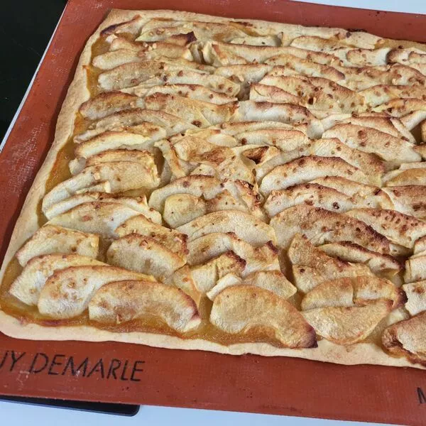 Tarte fine aux pommes 