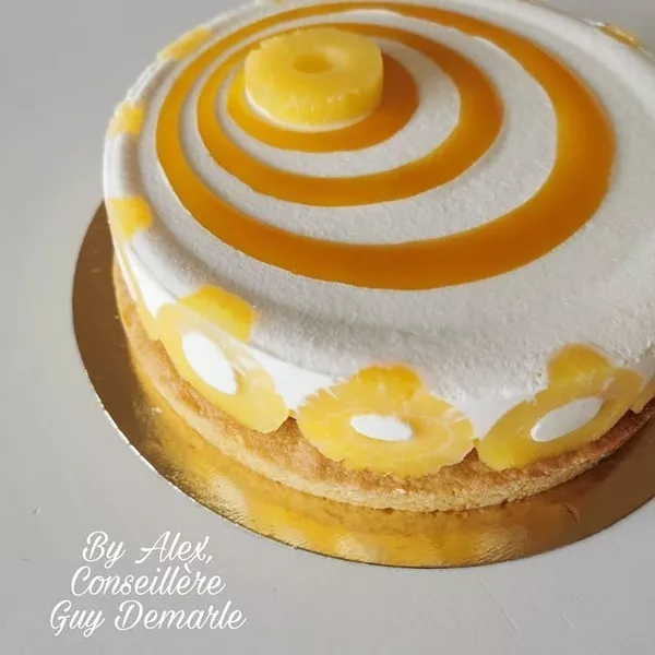 Entremets ananas passion sur sablé breton