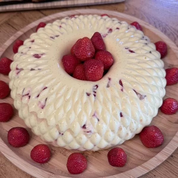 Entremet vanille / fraises pour l'anniversaire de Sam et Zoé - Chez Nanou