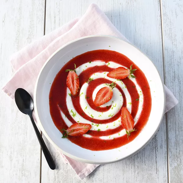 Soupe de fraises et fromage blanc