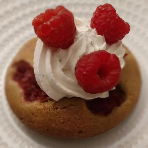 Couronne pistache framboise