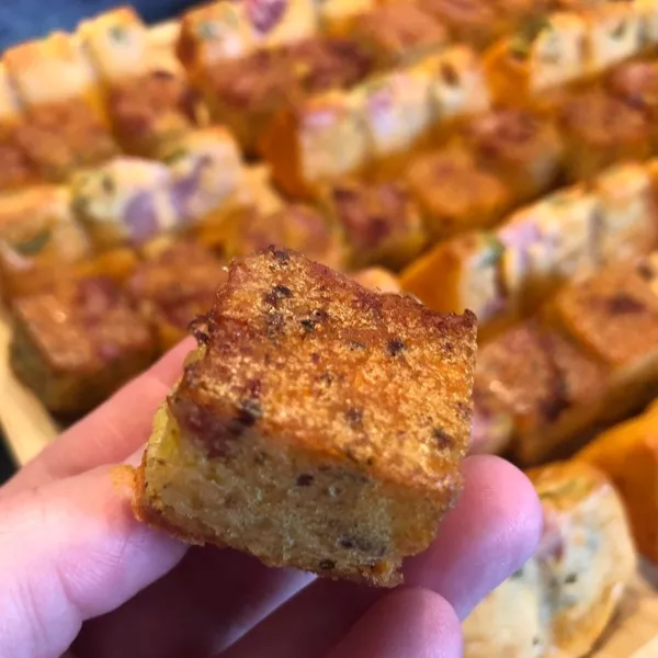 Cubes aux lardons et à la moutarde