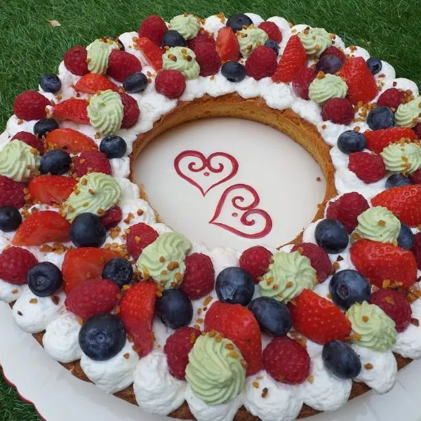 Tarte couronne aux fruits rouges