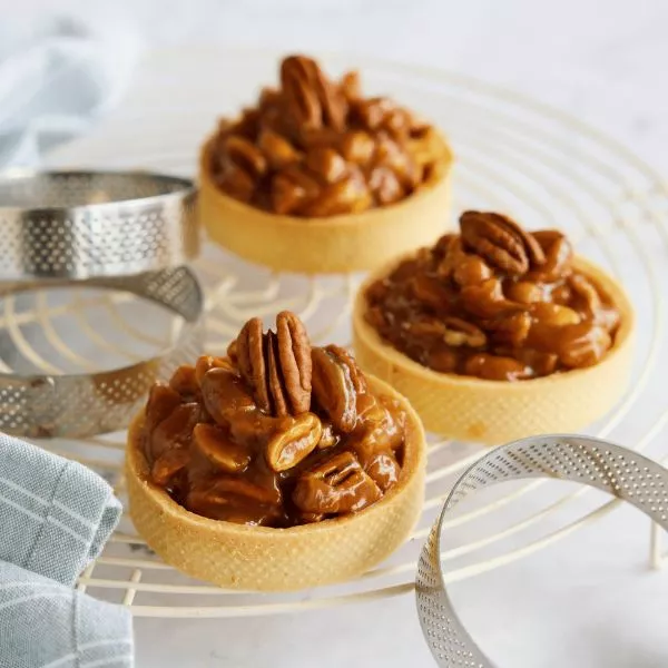 Tartelettes caramel, cacahuètes et noix de pécan