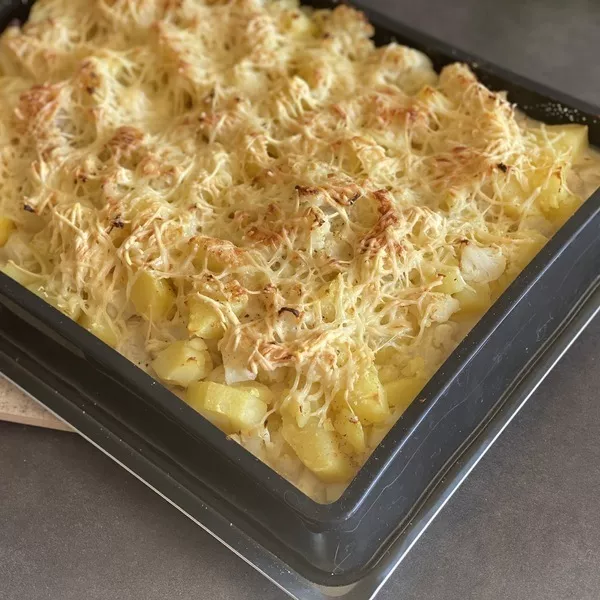 Gratin choux-fleur/pomme de terre et son poulet  !